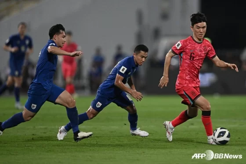 ネット通販 サッカー ユニフォーム 長袖  2024