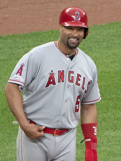 Pujols2019_(cropped)