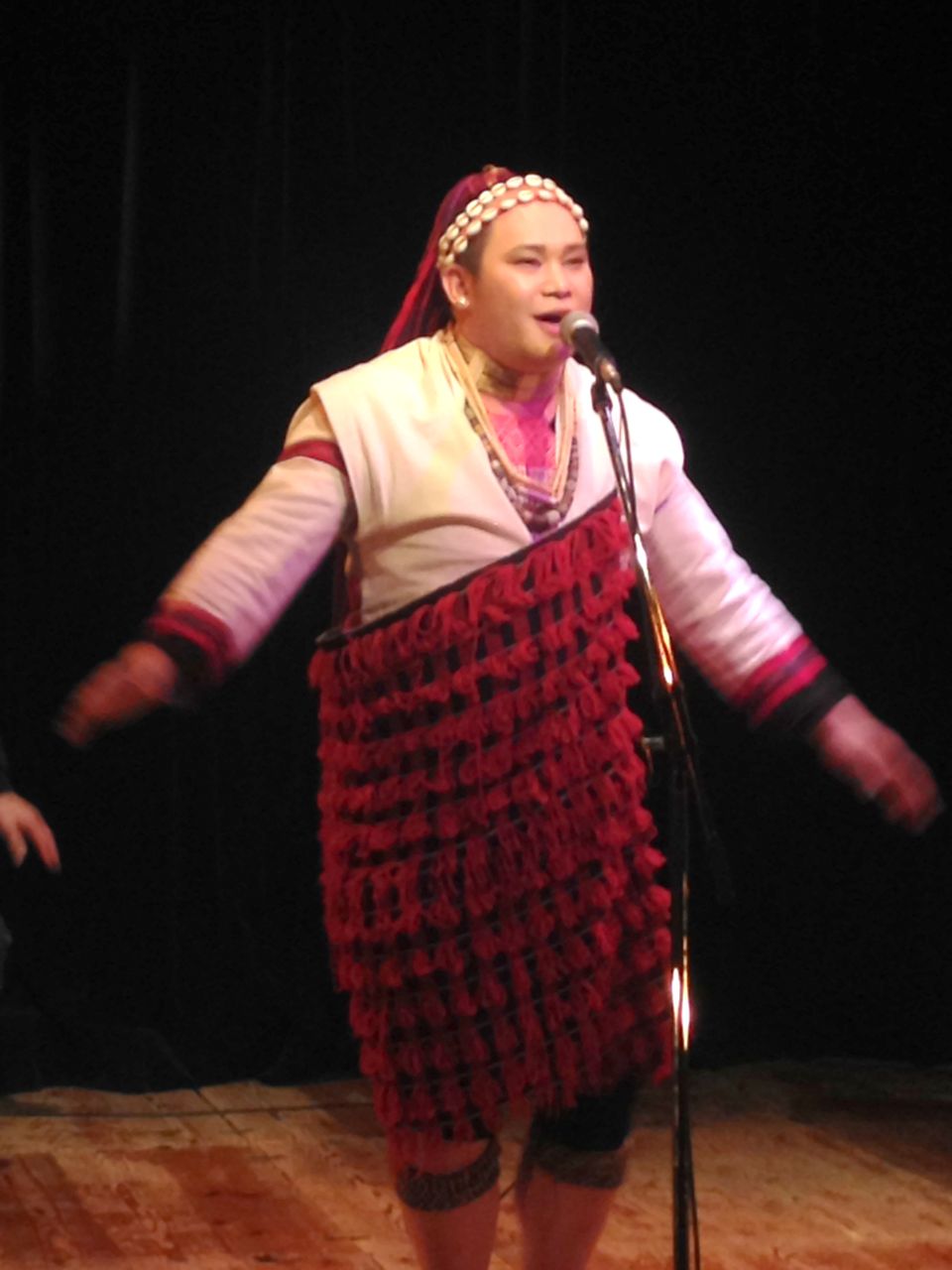 島々でおきた歌声 年の初めにー花綵 はなづな 列島の北と南の民が集って うたかた日記 暫