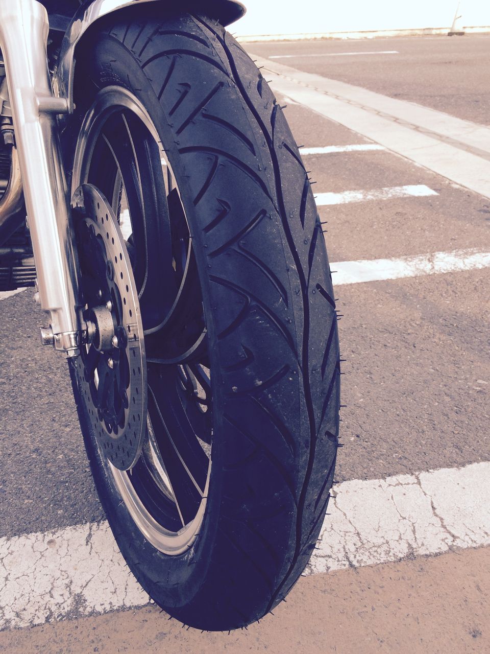 Xv750 ピレリ スポーツデーモン タイヤに履き替え Yamaha Xv750 Custom