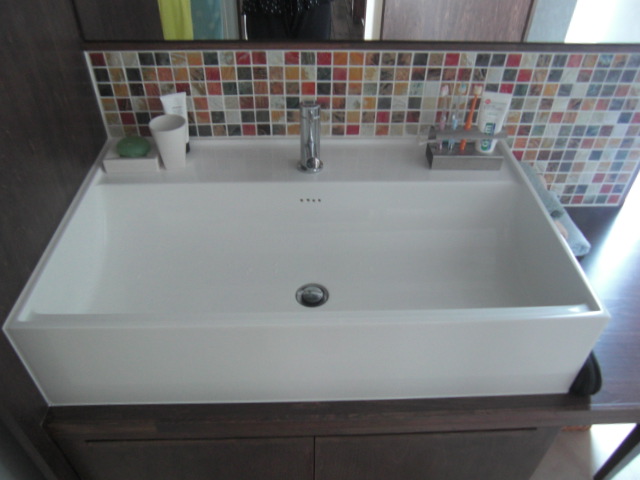 ｾｷﾗﾗ洗面所 Utilitas Firmatis Venustas