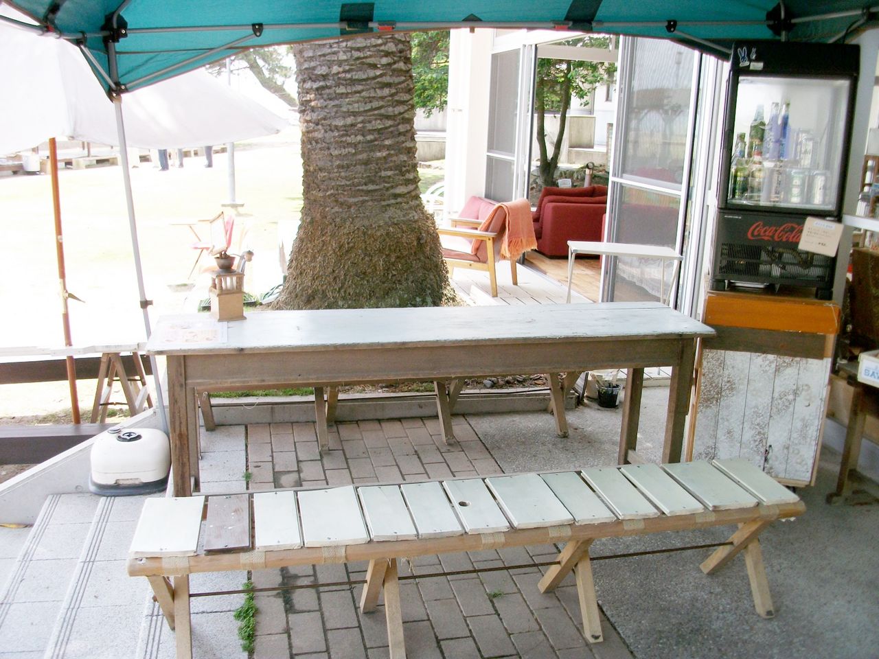 北条鹿島という小さな島にある浜辺のカフェ 海とcafe が素敵だった 移り住んだ愛媛県で楽しみながら暮らす