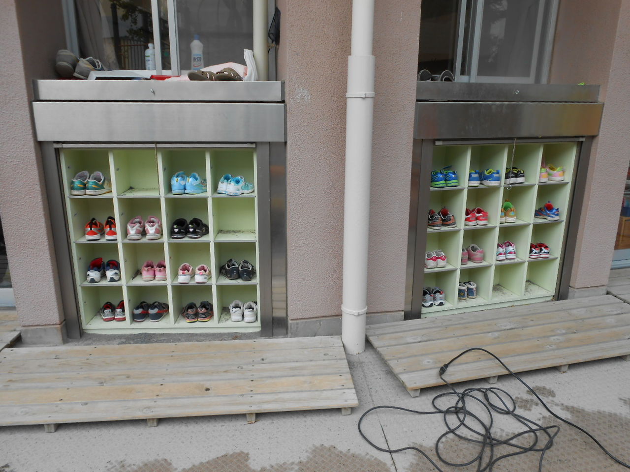 保育園の下駄箱 暮らしの家具