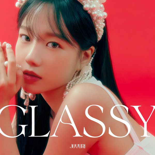 IZ*ONE チョユリ GLASSY 中国　一直娱 ヨントントレカ IZ*ONE チョユリ GLASSY 中国 一直娱 ヨントントレカ