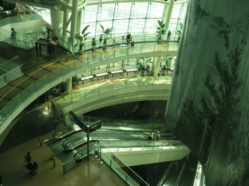 由利子ちゃんビル内