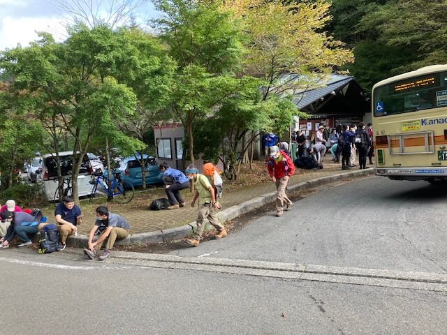 ヤビツ峠から丹沢表尾根を歩くはずが 柏 山の会 らんたん ヤビツ峠から丹沢表尾根を歩くはずが 柏 山の会 らんたん