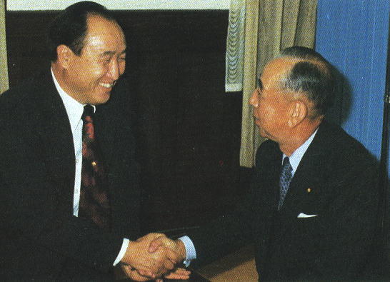帰化人の岸信介