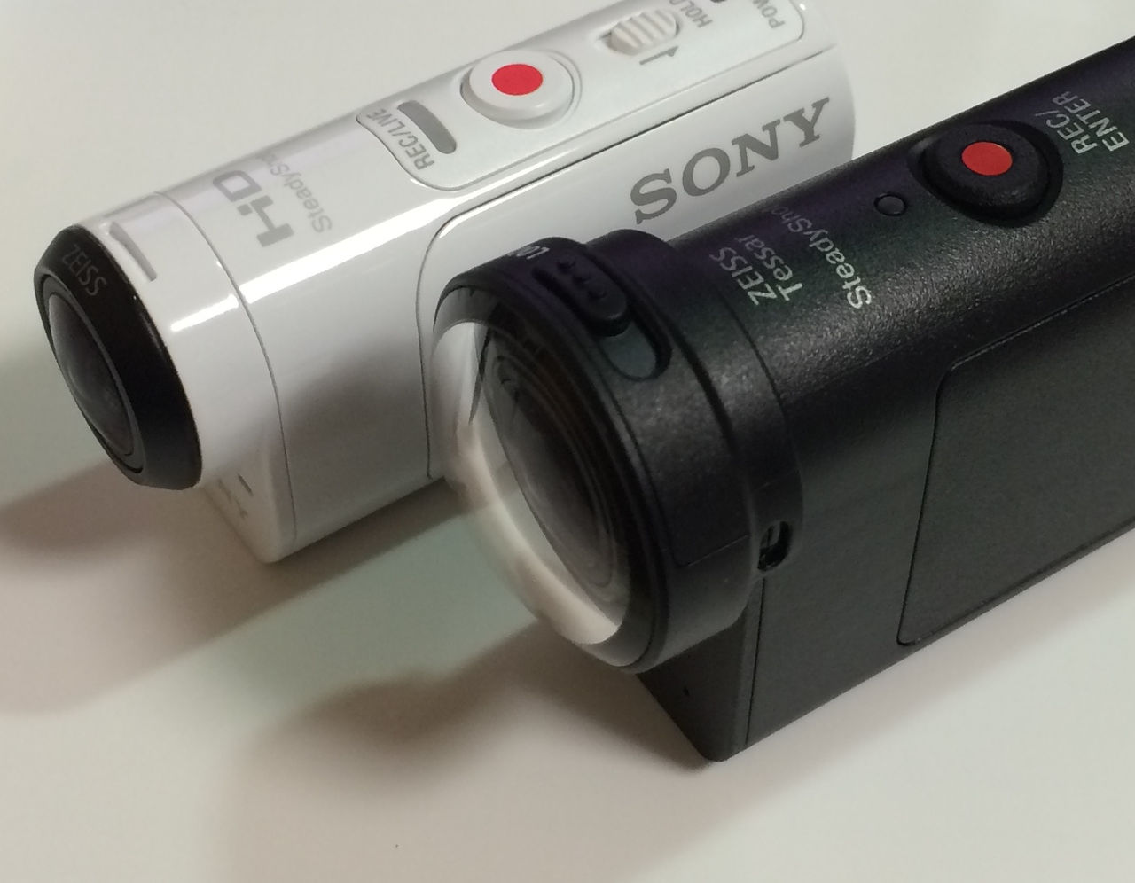 外観チェックとすぐ気になった点 - HDR-AS50レビュー(1) : YAAAM 外観チェックとすぐ気になった点 - HDR-AS50レビュー(1) : YAAAM