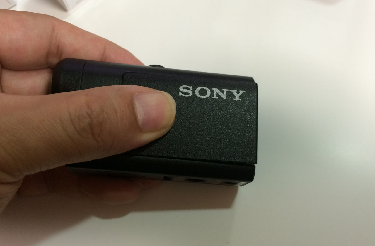 外観チェックとすぐ気になった点 - HDR-AS50レビュー(1) : YAAAM 外観チェックとすぐ気になった点 - HDR-AS50レビュー(1) : YAAAM