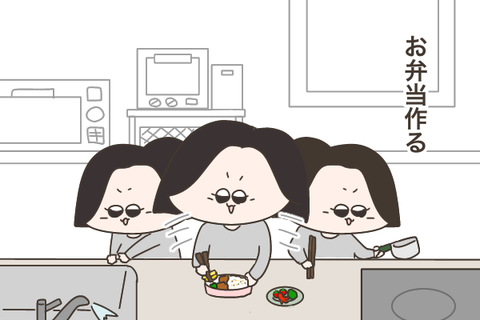 お弁当を作るお母さん