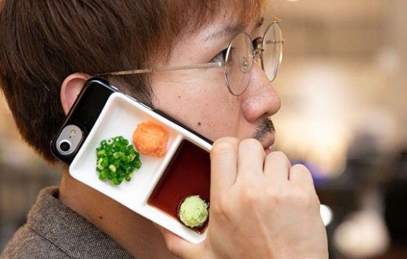 薬味は常にそばに置きたいあなたに朗報。薬味スマホケースが販売中（食べられませんけど）