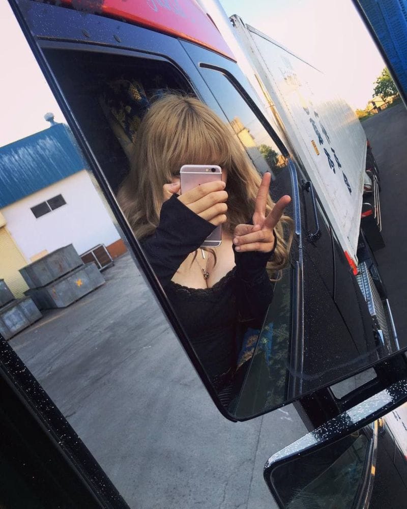 やばたんまとめ 驚愕 トラックの運転手がセクシーすぎると話題にｗｗｗｗｗ Livedoor Blog ブログ