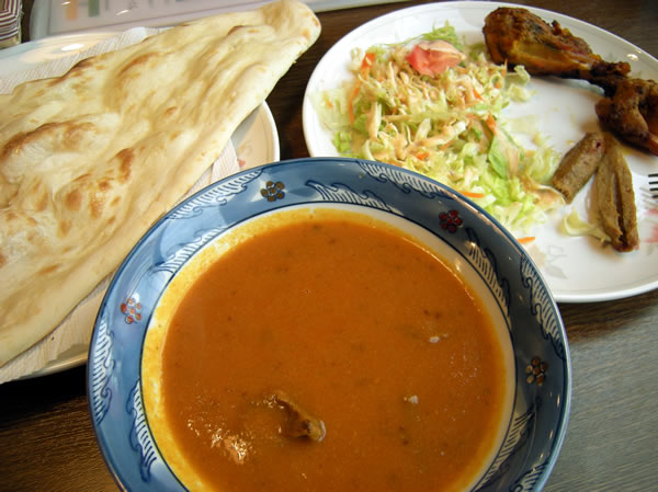 インド料理店 ナンんさのカレー