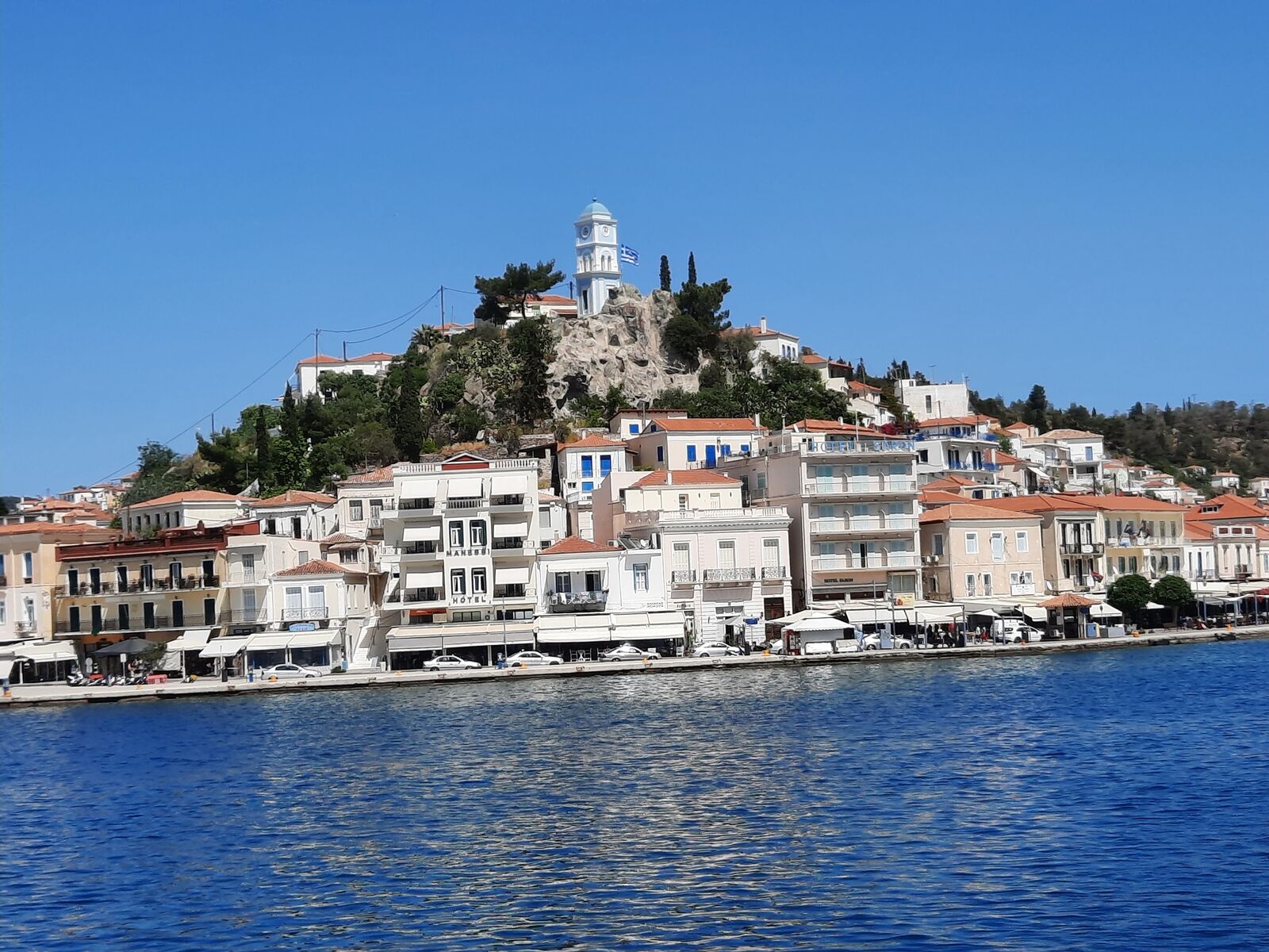 ギリシャ ポロス島porosの休日 シャルバーグ八千代の フランスの田舎から ギリシャ ポロス島porosの休日 シャルバーグ八千代の フランスの田舎から