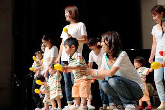 270924-happy_2.jpg