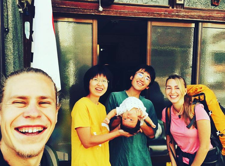 カウチサーフィンでやって来たロシアの美男美女の旅人のお話 八十万 やそよろず の雑記帳 カウチサーフィンでやって来たロシアの美男美女の旅人のお話 八十万 やそよろず の雑記帳