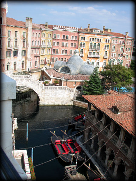 ヴェネツィア サイド テラスルームからの眺め ねずみサイズのフラミンゴノート