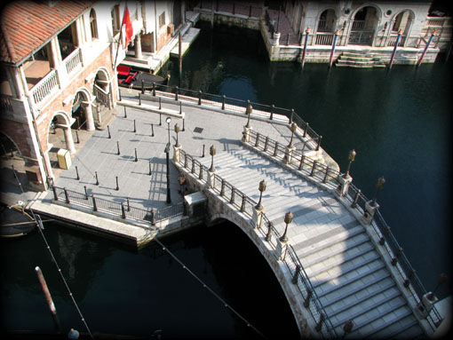 ヴェネツィア サイド テラスルームからの眺め ねずみサイズのフラミンゴノート