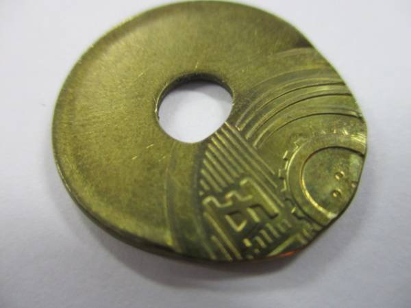 ヤフオクウォッチ 衝撃 ヤフオクで5円玉が92万円で落札される