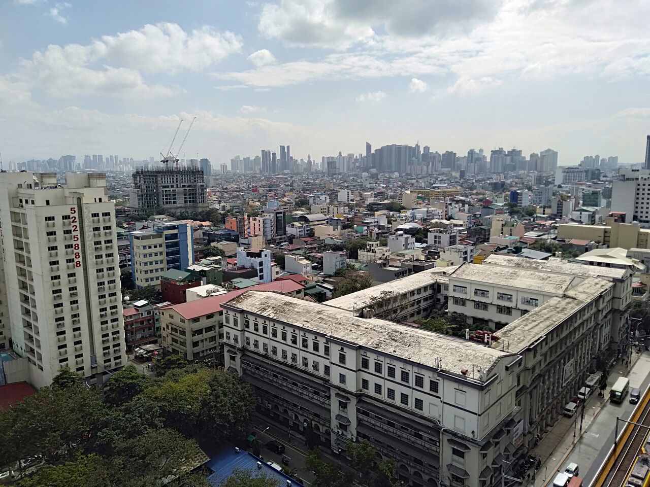 マラテ ロビンソンに J Co がｏｐｅｎ フィリピン極楽生活記