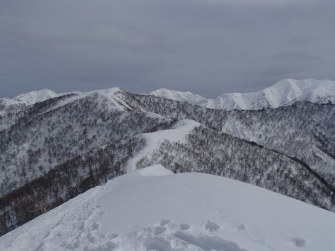 東谷山頂