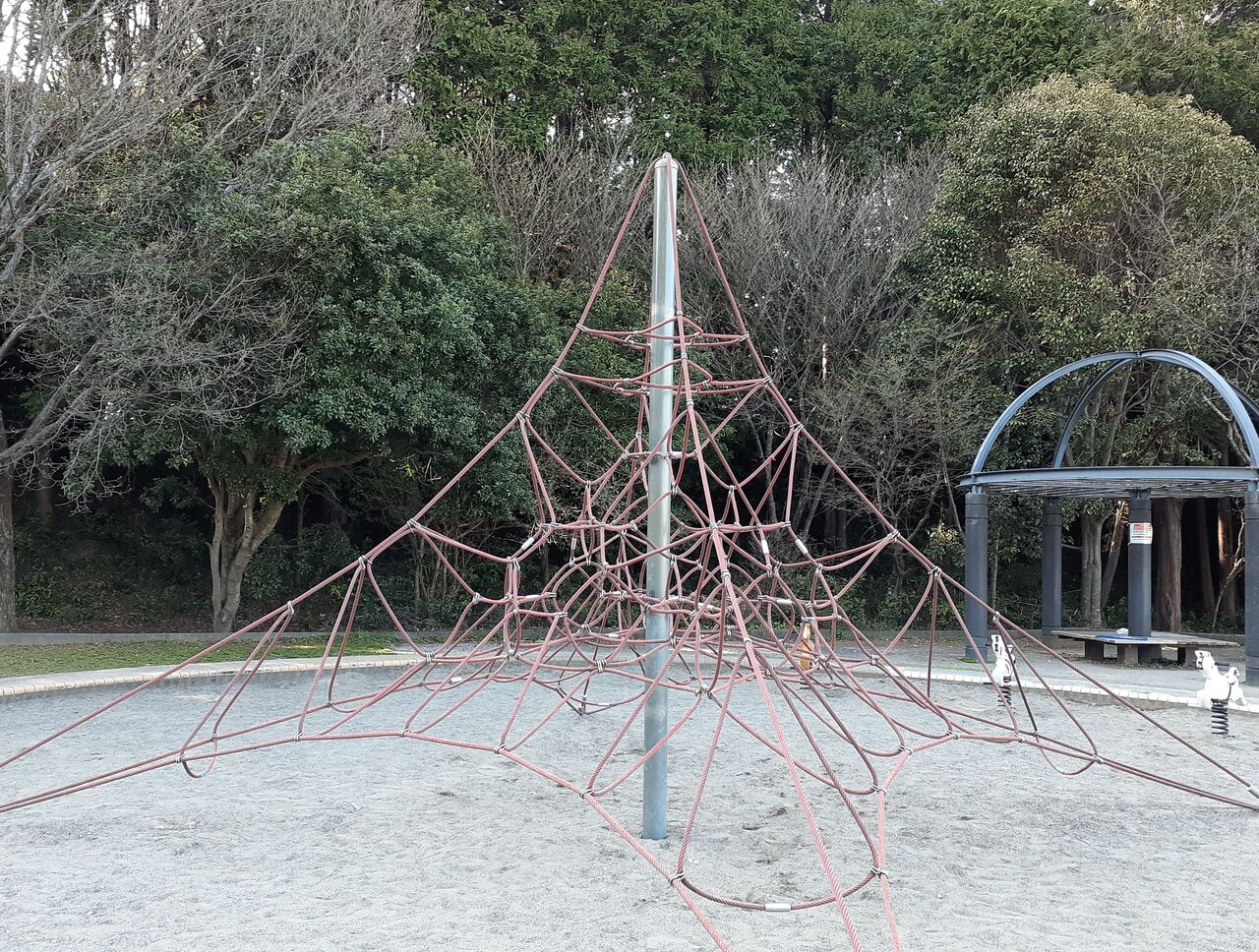 ウサギだらけの公園 魅力的な遊具のある公園に行ってきました その５９ 1 150の焼津