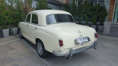 ベンツクラシックカー1957メルセデスベンツ190 2