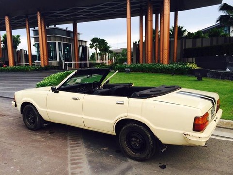 中古フォードモデルCORTINA年1980