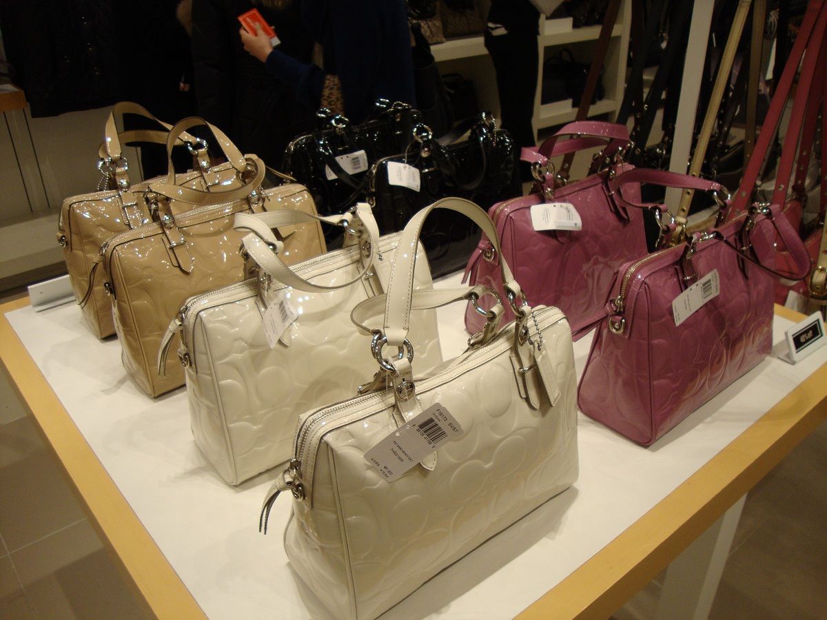 誰が 大脳 繰り返し 三田 アウトレット コーチ バッグ Malalai Org