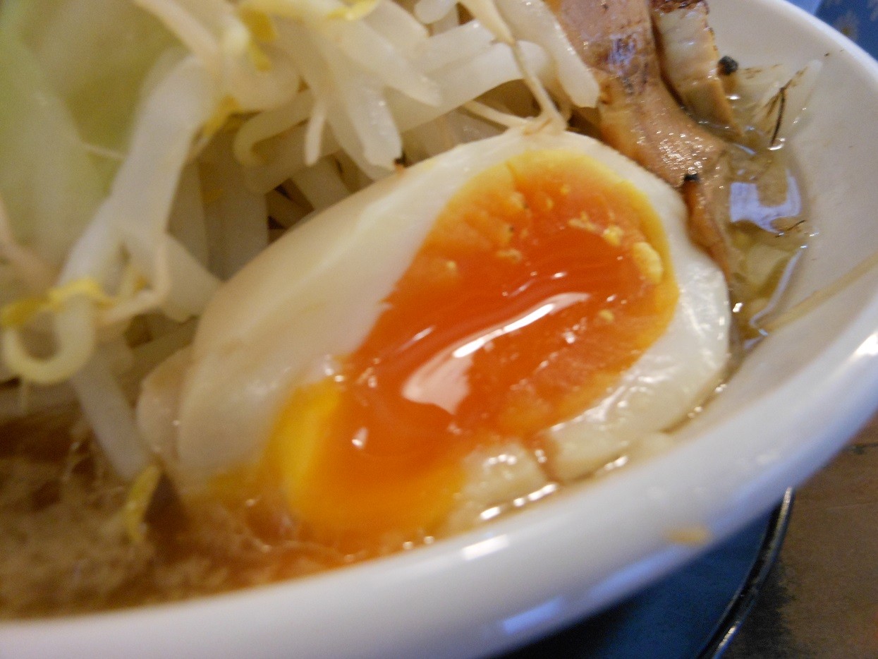 甲子園口の ラーメンは人生だ！ : やじきたの食べたい放題！