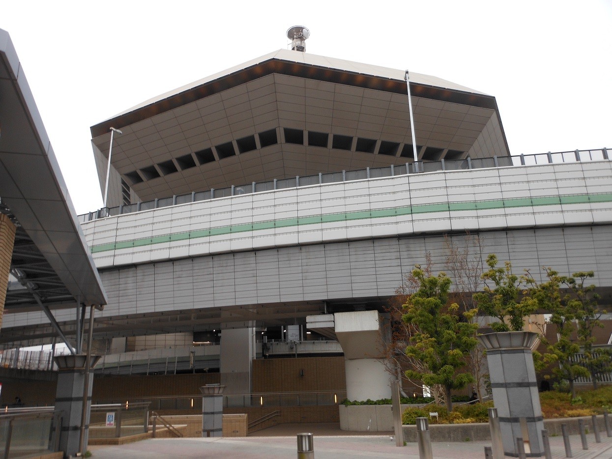 米倉利紀 ”sTYle72” コンサート！ : やじきたの食べたい放題！