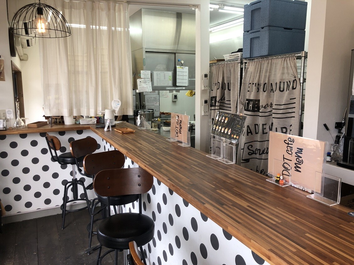 西宮ランチ】生瀬町の ドットカフェ！ : やじきたの食べたい放題！