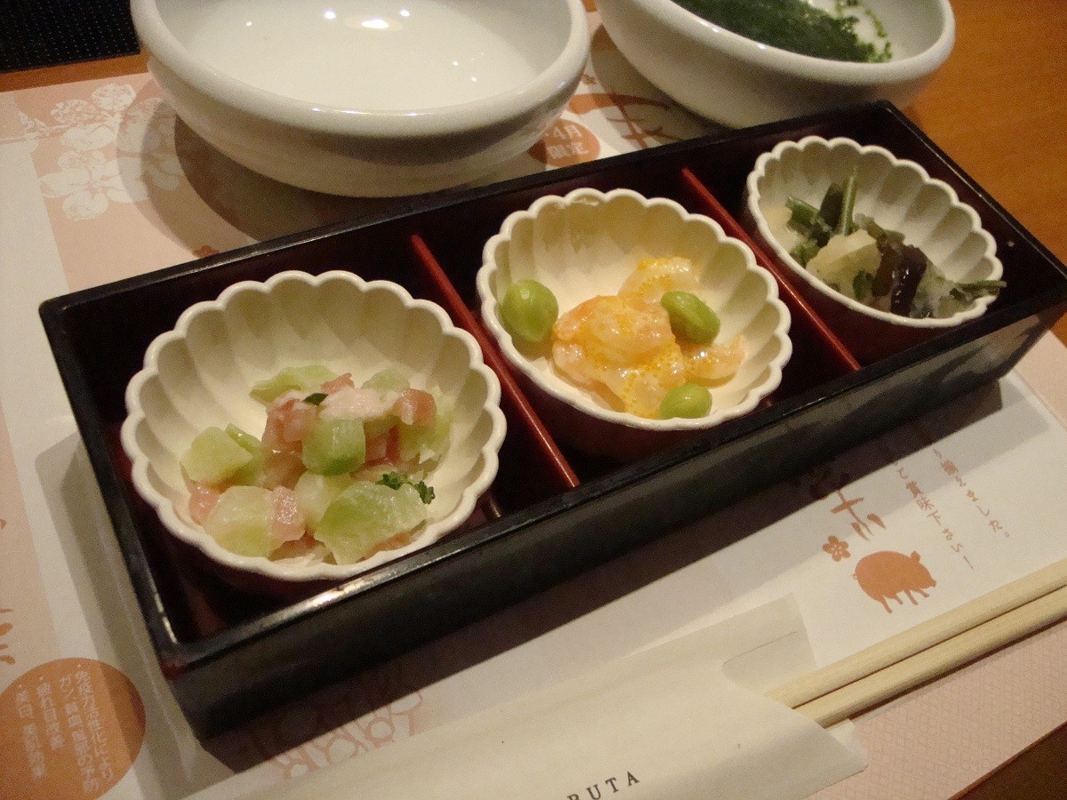 今津出在家町の きんのぶた! : やじきたの食べたい放題! 今津出在家町の きんのぶた! : やじきたの食べたい放題!