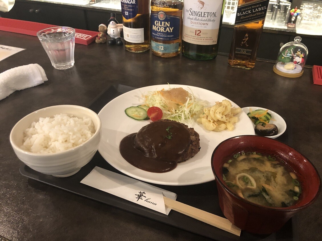 今津水波町の ハナハナ ハナレ！ : やじきたの食べたい放題！