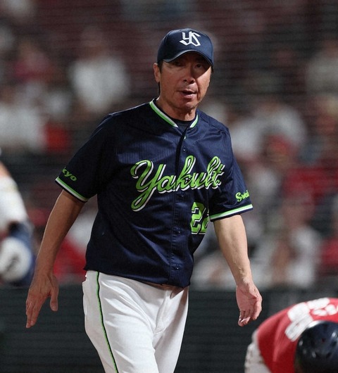 名将・高津監督、就任6年目で最速2桁借金到達も「大丈夫ですよ。なんとかなる」