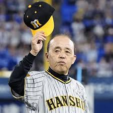 【画像】退任発表した岡田監督(66)、猛スピードで老ける
