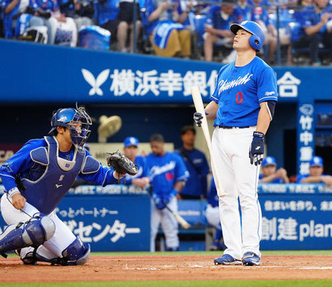 【おや？】中日と横浜の暗黒時代を比べてみた結果ｗｗｗ