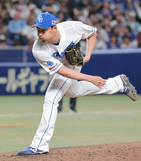 中日井上監督、岩嵜翔金銭トレードを「オリックスが『どうしても、どうしても』と」