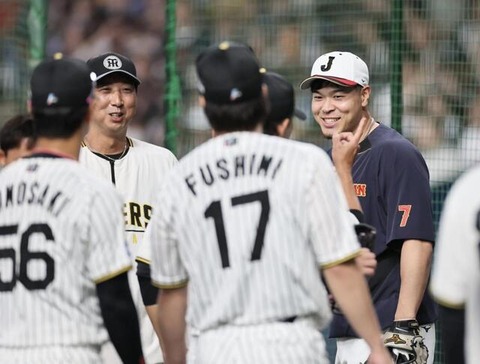 【最終テスト】侍、阪神に快勝！鈴木が5階席弾