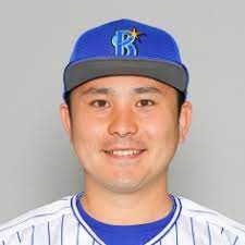 De佐野恵太(ドラフト9位) .326(1位) 16本 53打点 出塁率.370 OPS.893 ←あんまり騒がれてないけど