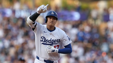 スーパー大谷翔平(5月) 打率.300　15HR　OPS1.186
