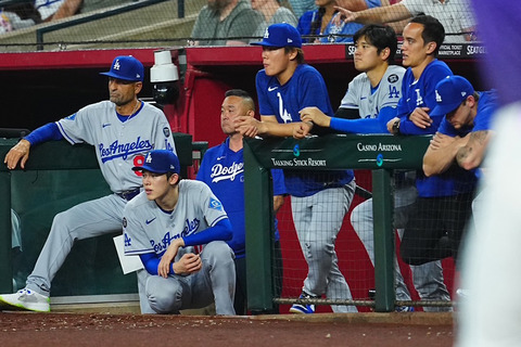 ドジャースさん、まともな先発ローテが山本由伸しかいない…