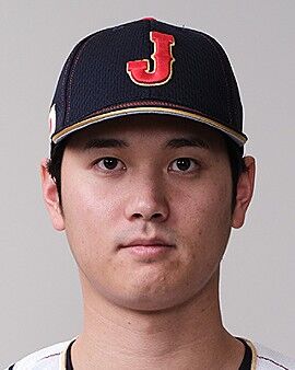 「MLBでHR王を獲った日本人がいます。そいつの本職は投手で165km/h投げます。」