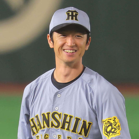 FA大山←5年17億+出来高　　FA近本←これ