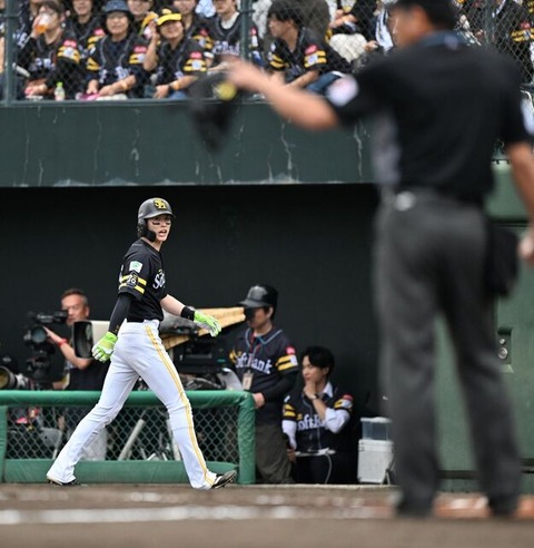 【周東激おこ】福岡ソフトバンク、初回の誤審のせいで負ける