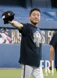 オリ中嶋監督（1位1位1位5位）「選手が俺に慣れてしまったから辞める」←どういうことやろ？