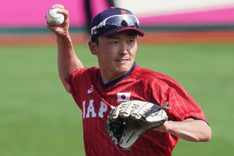 【挑発？】源田壮亮(33)「へい！ゴネテル」→佐藤輝明に直球ｗｗｗ