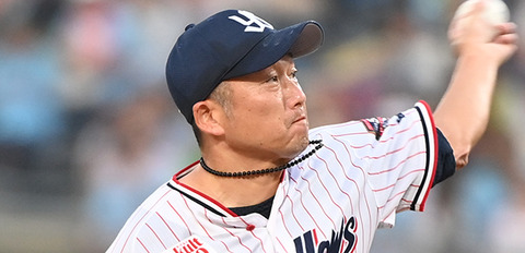 【現役続行決定きたーーーー】ヤクルト石川雅規（45歳、188勝）。今季は2勝4敗防8.23