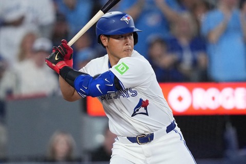 【朗報】岡本、普通に通用してるｗｗｗ