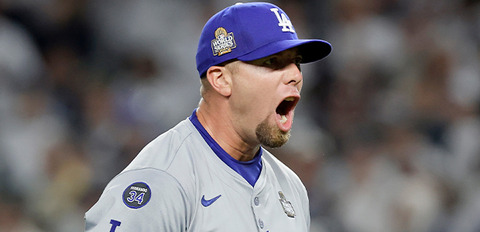 トライネン「今年はブルペン陣がみんな活躍。チーム全員で勝ち取った世界一」